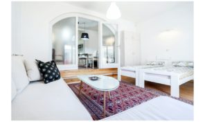 Apartman Theatar